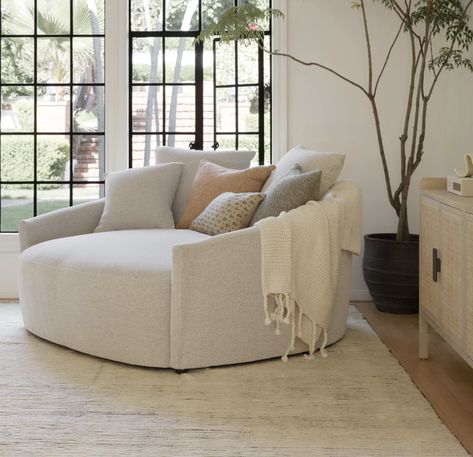 Media Lounger, Round Couch, Bowl Of Popcorn, Oversized Bean Bag Chairs, Oversized Chaise Lounge, Comfy Office Chair, Round Swivel Chair, Big Comfy Chair, Oversized Sofa