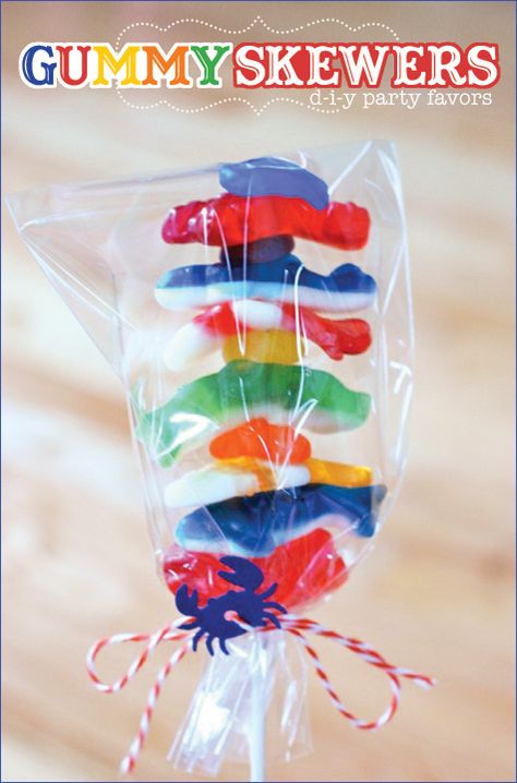 Fun favors for a pool party!    #pool #party Pool Party Food, Beach Birthday Party, Swim Party, Fishing Party, Shark Party, Beach Birthday, בר מצווה, Shark Birthday, Luau Party