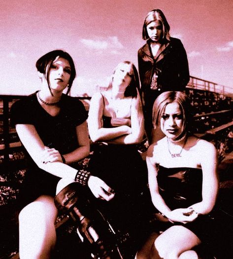 #music Kittie Band Pfp, Band Pfp, Morgan Lander, Kittie Band, Jazmin Bean, Band Concert, Alex G, Pierce The Veil, Mall Goth