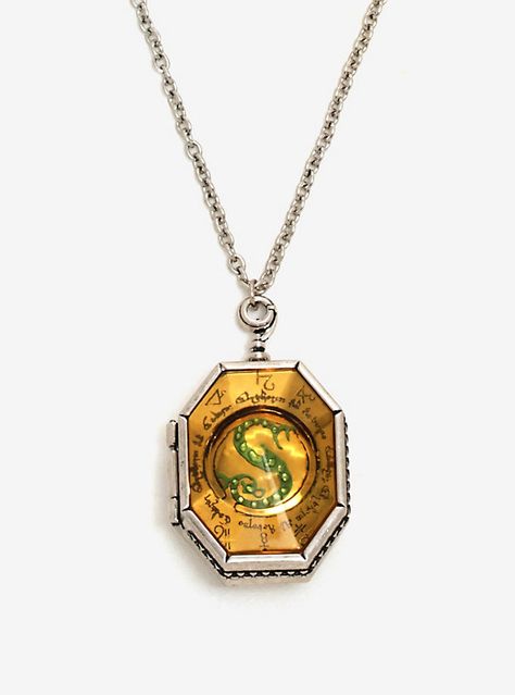 Harry Potter Horcrux Salazar Slytherin's Locket Necklace, Slytherin Necklace, Horcrux Locket, Slytherin Locket, Harry Potter Necklace, Diamond Cross Necklace Gold, Fandom Jewelry, Harry Potter Slytherin, Harry Potter Cosplay, Harry Potter Jewelry