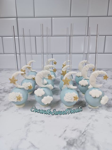 Cloud Cake Pops, Moon Baby Shower Theme, Moon Stars Baby Shower, Christmas Strawberry, Cakes Decor, Cloud Theme, Cloud Cake, Baby Boy Shower Party, Baby Shower Dessert Table