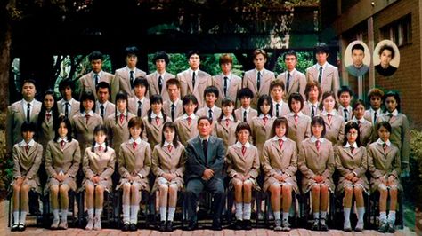 Takeshi Kitano's Battle Royale.    Feel like watching this awesome show all over again! Takeshi Kitano, Septième Art, Japanese Film, Battle Royal, School Photos, Battle Royale, Film Posters, Film Stills, Series Movies