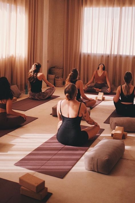 Studiio HY Yoga studio in Tamraght. Yoga Workshop Themes, Teaching Yoga Aesthetic, Yoga Class Aesthetic, Yoga Teacher Aesthetic, Vision Board Event, Restorative Yoga Sequence, Houses Aesthetic, Social Media Theme, Les Emotions