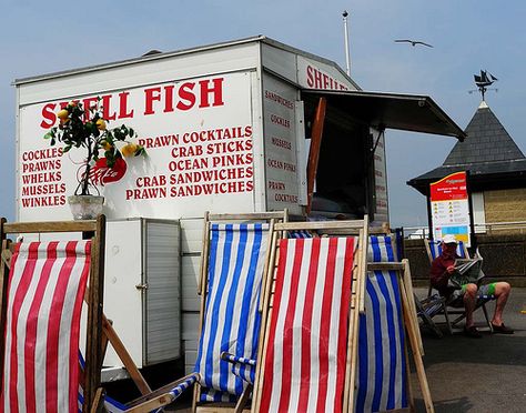 english seaside town stripes Nostalgia Fashion, Victorian Seaside, British Summertime, Cerulean Sea, Cobblestone Path, English Seaside, Seaside Shops, Vintage Seaside, British Holidays