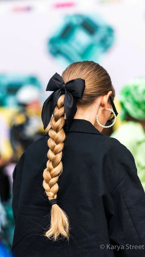 Hairstyles Street Style, Winter Hair Styles, Styling Long Hair, Style Long Hair, Chic Ponytail, Long Hair Hairstyles, Ribbon Style, Holiday Hair, Long Blonde