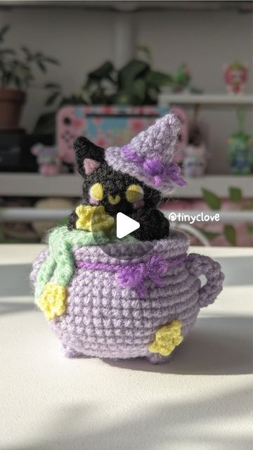 Bee on Instagram: "little potion kitty ready for halloween! 🎃 this was a pattern test for the amazing @cowely.crochet 💕 I had so much fun with this one, it's such a cute and unique pattern! I was surprised by how quick and easy it was to work up considering how detailed the finished product looks! the pattern will be released soon so make sure to go and check it out, I'd definitely recommend giving this one a try!! 🥰

#crochetamigurumi #crochetersofinstagram #crocheting #crochet #crochetersofig #amigurumi #plushie #plushiemaker #plushiesofinstagram #patterntestercall #halloween #handmade" Cowely Crochet, Ready For Halloween, A Pattern, Unique Patterns, Crochet Amigurumi, The Amazing, To Work, Amigurumi, Bee