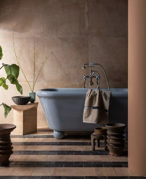 Terracotta Bathroom Ideas, Terracotta Bathroom Tiles, Terracotta Tiles Bathroom, Clay Bathroom, Bathroom Tiles Images, Terracotta Bathroom, Organic Bathroom, Second Bathroom, 2024 Bathroom