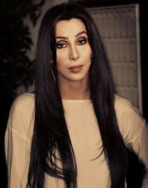 Cher Photoshoot, Cher Makeup, Cherilyn Sarkisian, Cher Wig, Cher 70s, Aura Body, Fairuza Balk, Cher 2020, Sonny Bono