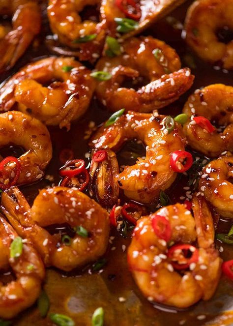 Pescatarian Dishes, Chilli Garlic Prawns, Chamorro Recipes, Spicy Garlic Shrimp, Gf Meals, Chilli Prawns, 2023 Food, Garlic Prawns, Prawn Recipes