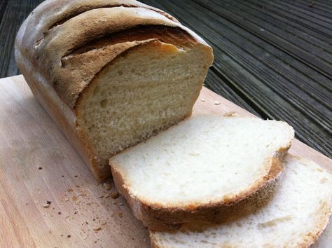 white_tin_loaf Richard Bertinet, Tin Loaf, Cosy Kitchen, Bread And Butter Pudding, Loaf Recipes, Bread Making, Simple White, How To Make Bread, Bread Crumbs