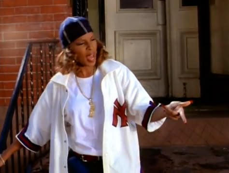 Throwback Thursdays #TBT: The Style Evolution of Mary J. Blige 90s Theme Party Outfit Hip Hop, Mary J Blige Real Love, Mary J Blige 90s Fashion, Mary J Blige 90s, 90s Outfit Party Hip Hop, 90s Hip Hop Outfits, 90s Outfits Party, 90s Theme Party Outfit, Black 90s Fashion