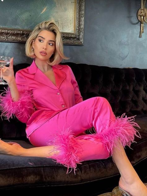 Luxury Pyjamas, 1st February, Nadine Merabi, Pink Luxury, Pink Pajamas, Silk Touch, Branding Photoshoot, Photoshoot Outfits, Photoshoot Inspiration