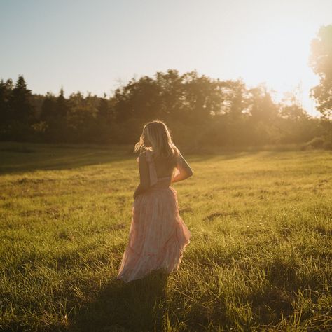 Frolicking in a field with @miadumars ✨ Running In A Field Aesthetic, Meadow Aesthetic, Frolicking In A Field, Nature Shoot, Sweet 16 Pictures, False Hope, Field Photoshoot, Senior Photography Poses, Brand Shoot