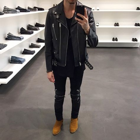 Imgur: The most awesome images on the Internet Slp Outfits, Slp Aesthetic, Saint Laurent Chelsea Boots, Chelsea Boots Style, Men Street Fashion, Men Suede, Mens Outfit Inspiration, Saint Laurent Paris, Modern Gentleman