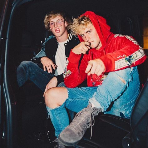 835 ezer kedvelés, 6,372 hozzászólás – Jake Paul (@jakepaul) Instagram-hozzászólása: “Skirrtt #tbt” Jake And Logan Paul, Jake Paul And Logan Paul, Logan And Jake Paul, Maverick Logan Paul, Logan Jake Paul, Jake Paul Team 10, Logan And Jake, Youtuber Dr, Martinez Twins