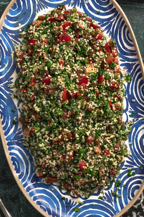 Lebanese Tomato Salad, Bulgur Wheat Salad, Lebanese Salad Recipes, Tabouleh Salad Recipe, Bulgar Wheat Salad, Olive Oil And Lemon Dressing, Vegan Lebanese, Tabouli Recipe, Lebanese Salad