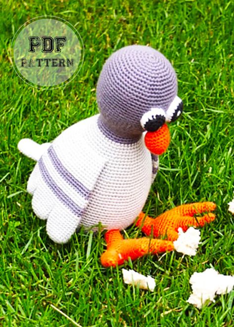 Crochet Dove Pattern Free, Crochet Dove Pattern, Crochet Dove, Crochet Pigeon, Types Of Pigeons, Bird Amigurumi, Monkey Pattern, Penguin Pattern, The Pigeon