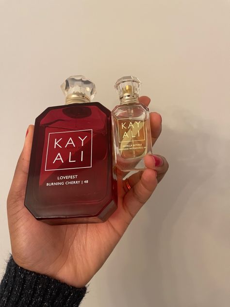 KAYALI LOVEFEST X VANILLA ROYALE Kayali Vanilla Royale, Kayali Perfume Combo, Kay Ali, Kayali Vanilla, Perfume Combos, Hygiene Essentials, Jo Malone Perfume, Fragrance Lab, Dream Wishlist