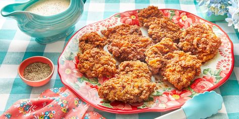 Lunch Ideas Chicken, Easter Lunch Ideas, Chicken Fried Chicken, Perfect Fried Chicken, Easter Lunch, Fried Chicken Recipe, Chicken Fried Steak, Steak Fries, Fried Chicken Recipes