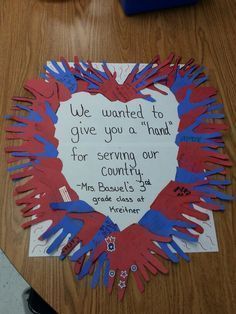 Veterans Day Crafts For Kids, Veterans Day Crafts, Veterans Day Gift Ideas, Preschool November, Class Mom, Auntie Life, Veterans Day Thank You, Veterans Day Activities, Parade Ideas