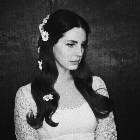 Ride Lana Del Rey, Lana Del Rey Love, Lana Del Rey Vinyl, Lana Rey, Elizabeth Grant, Flowers In Her Hair, Hallowen Costume, Lust For Life, Lana Del Ray