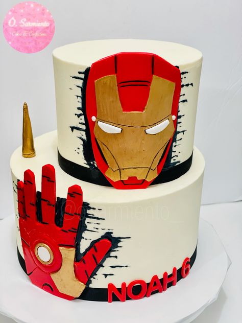 Iron Man Birthday Party, Iron Man Theme, Flash Cake, Iron Man Party, Man Cakes, Ironman Cake, Iron Man Birthday, Hulk Birthday, Marvel Cake