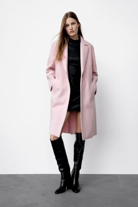 zara.com Pink Coat Zara, Pink Coat Outfit, Lapel Collar Coat, Textured Coat, Pink Coat, Collared Coat, Winter Trends, Coat Outfits, Pink Outfits