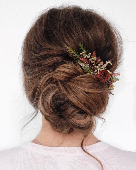 Updo Loose, Wedding Hairdos, Loose Wedding Hair, Intricate Braids, Floral Hair Pieces, Sleek Updo, Hairdo Wedding, Perfect Hairstyle, Bridal Hair Updo