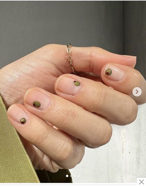 Olive Design Nails, Betina Goldstein Nails, Nail Art Regular Polish, Tiny Nail Art, No Gel Nails, Olives Nails, Olive Nails Design, Regular Polish Nails, Olive Nail Art