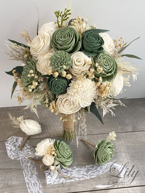 Rustic Wedding Bouquet Eucalyptus, Wedding Flowers Olive Green, Boho Green Wedding Decor, Ivory And Green Bouquet, Sage Cream And Gold Wedding, Sage Green And Gold Wedding Decor, Green Western Wedding, Pastel Green Wedding Theme, Champagne And Sage Wedding