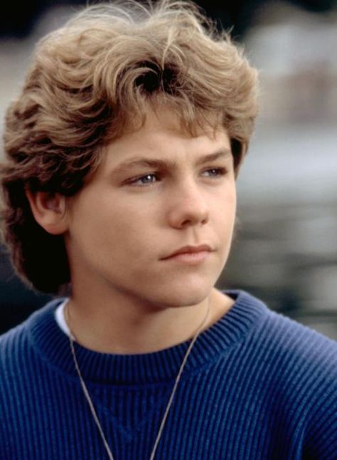 Awww my first celebrity crush. Jason James Richter from the Free Willy movies. Jason James Richter, Free Willy Movie, Matthew Lawrence, Free Willy, 90s Actors, Childhood Photos, Hot Actors, Man Crush, Celebrities Male