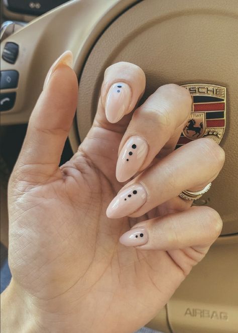 3 Dot Nail Art, Color Dot Nails, Almond Nails Dot Design, Nails With Two Dots, Nails Acrylic Dots, Neutral Nails With Dots, Almond Nails With Dots Simple, 3 Dot Nails, Nails With One Dot