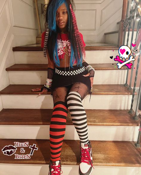 2012 Scene Outfits, Scene Outfits Black Women, Gabby Outfits, Scene Fits, Scene Emo Fashion, Emo Culture, Black Scene, Howleen Wolf, Scene Style