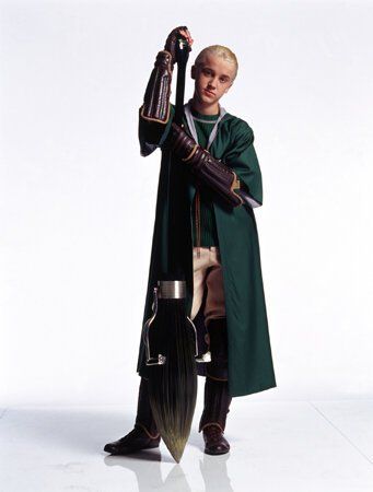 Still of Tom Felton in Harry Potter and the Chamber of Secrets Harry Potter Wiki, Citate Harry Potter, Draco Malfoy Hot, Draco Malfoy Imagines, Glume Harry Potter, Harry Potter Quidditch, Draco Malfoy Aesthetic, Buku Harry Potter, Tom Felton Draco Malfoy