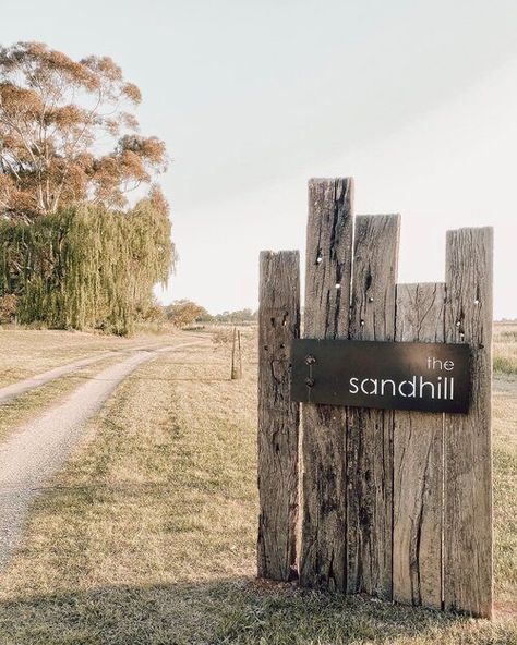 Farm Signs Entrance, Entrance Landscaping, Driveway Entrance Landscaping, Farm Entrance, Driveway Entrance, Driveway Landscaping, Front Gates, Entrance Sign, Farm Signs