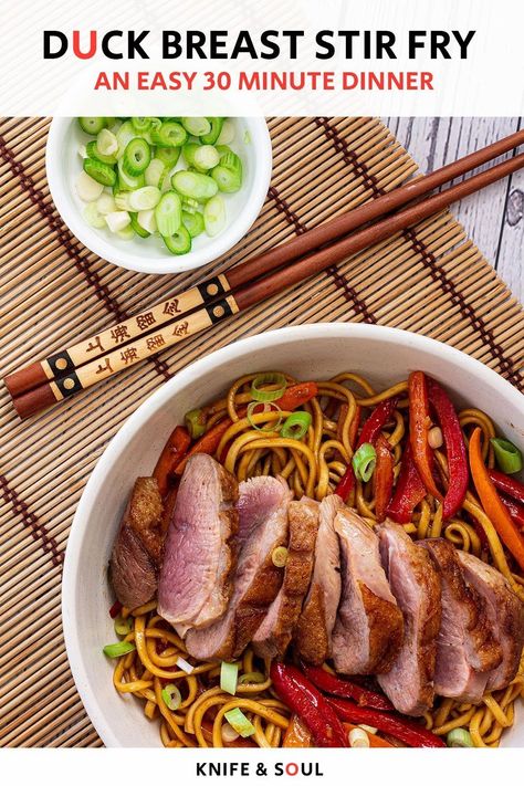 Duck Stir Fry, Hoisin Duck, Stir Fry With Noodles, Easy Asian Noodle Recipes, Easy Asian Noodles, Duck Breast Recipe, New Years Eve Food, Chicken Chow Mein, Duck Breast