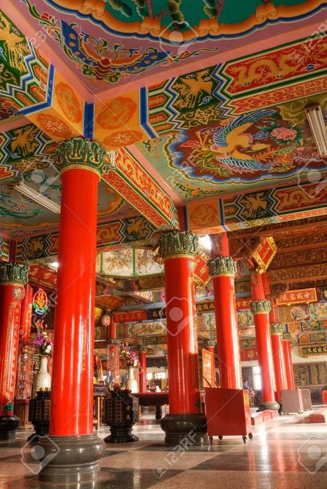 Chinese Temple Interior, Color Building, Pillar Decorations, Temple Interior, China Temple, Chinese Buildings, Indian Temple Architecture, Building Interior, Chinese Temple