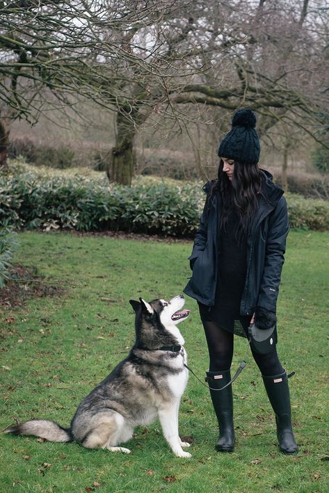 Pom Pom Beanie Outfit, Hunter Wellington Boots, Dog Walking Outfit, Fashion Scrapbook, Walking Outfit, Beanie Outfit, Hunter Outfit, Walking Outfits, Stephanie Brown