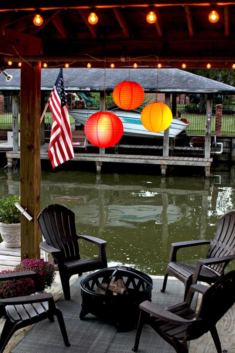 Boat Dock Seating Ideas, Boat Dock Decorating Ideas Lakes, Boat Dock Decorating Ideas, Dock Decor, Dock Party, Lake House Dock, Dock Design, Dock Ideas, Boat Theme