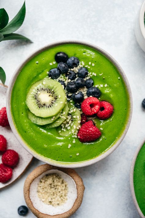 Green Smoothie Bowls 3 Ways (Vegan) | Crowded Kitchen Nautical Bowls, Equinox Celebration, Perfect Smoothie Bowl, Drinking Healthy, Green Smoothie Bowl Recipe, Smoothie Bowl Toppings, Tropical Green Smoothie, Super Green Smoothie, Cucumber Smoothie