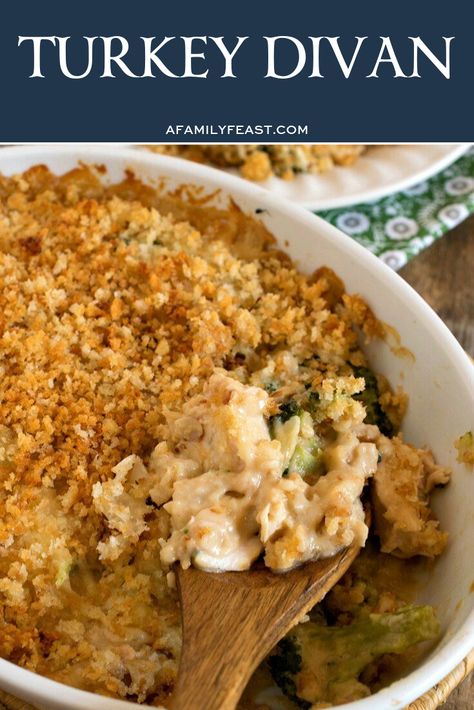 Turkey Divan Recipe, Turkey Divan, Family Feast Recipes, Turkey And Gravy, Turkey Dinners, Feast Recipes, Leftover Thanksgiving, Food Entrees, Thanksgiving Pumpkin Pie