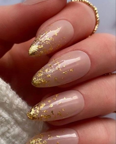 Almond Shape Nail Designs, Bachelorette Nails, Bumble Bee Nails, Almond Shaped Nails Designs, Grad Quotes, Turtle Wallpaper, Golden Nails, Custom Press On Nails, Graduation Nails