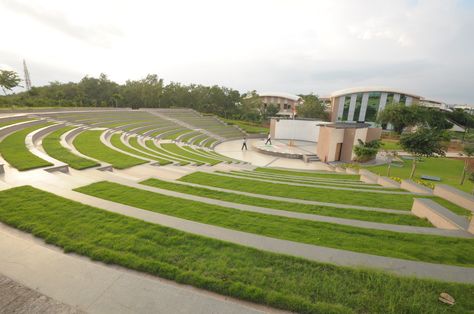 Open Auditorium Green Corridor, Auditorium Design, Auditorium Seating, Urban Landscape Design, Urban Landscape, Public Space, Open Space, Landscape Architecture, Beijing