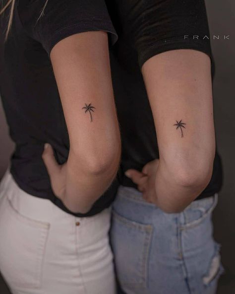 Best Friendship Tattoos Palm Tree Tattoos, Unique Small Tattoo, Tree Tattoos, Palm Tattoos, Tree Tattoo Designs, Palm Tree Tattoo, Small Girl Tattoos, Bff Tattoos, Friendship Tattoos