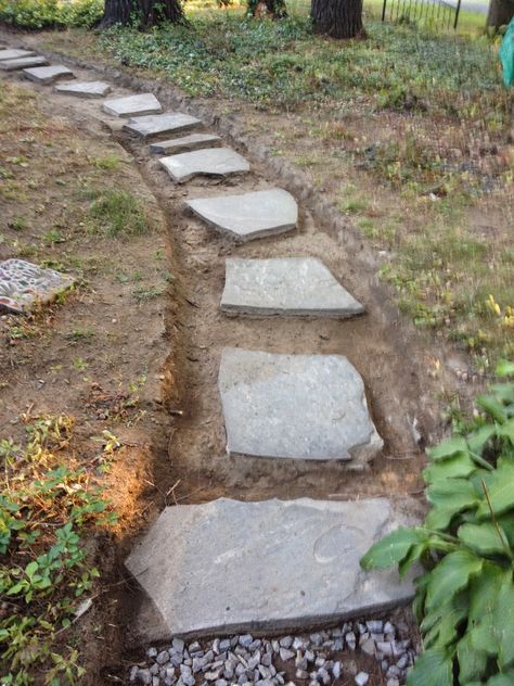 Hillside Pathway Walkways, Stone Walkway Backyard, Diy Stone Pathway, Simple Garden Paths And Walkways, Stone Garden Paths And Walkways, How To Make A Walkway, Creek Rock Walkway, Front Walkway Ideas Diy, Natural Walkways Paths