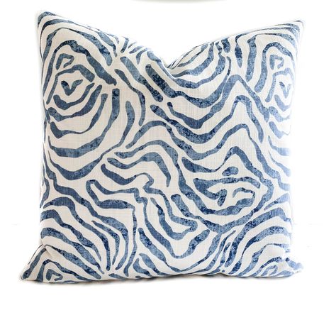 Pillow Form Sizes, Nautical Pillow Covers, Nautical Pillow, Pillow Cover With Zipper, Blue And White Pillows, Nautical Pillows, White Pillow Covers, Blue Pillow Covers, White Throw Pillows