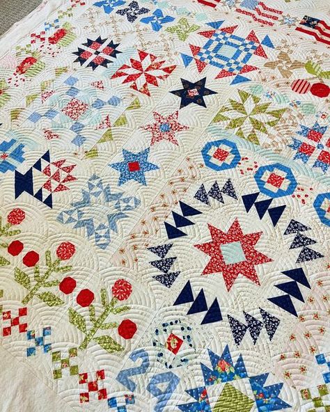 The Quilted Barn / Emmy Evans on Instagram: "I am IN LOVE with @michelletawzer ‘s Apple Blossom Road BOM quilt!!! Fig Tree samplers are always a feast for the eyes and they are great quilts for both edge to edge and custom quilting😍🥰 

Quilt Maker: Michelle Tawzer @michelletawzer 
Pattern: @figtreeandco Apple Blossom Road
E2E Design: Expanded Baptist Clams
Batting: @winline_textiles 6 Oz Bamboo

#thequiltedbarn #thequiltedbarnutah #figtreeandco #figtreeandcofabrics #figtreefabric #appleblossomroadbom #appleblossomroadquilt #figtree #computerizedquilting #edgetoedgequilting #longarmquilting #innovaquilting #longarmquiltingservices #utahlongarmquiltingservices #utahlongarmquilting #figtreebom" Road Quilt, Blossom Quilt, Computerized Quilting, Custom Quilting, Quilt Embroidery, Sampler Quilts, Mystery Quilt, Embroidery Crochet, Custom Quilts