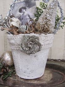 My Shabby Chateau: French Christmas Peat Pots Moss Planters, Peat Pots, Easy Homemade Christmas Gifts, Christmas Cones, French Christmas, Pot Crafts, Christmas Clay, Shabby Chic Christmas, Peat Moss