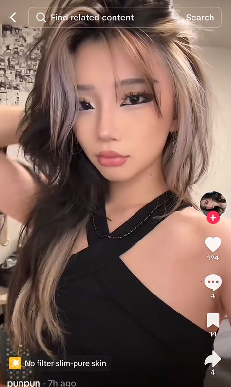 Asian Black And Blonde Hair, Abg Blonde Hair Highlights, Black And Blonde Hair, Skunk Hair, Black And Blonde, Dye My Hair, Hair Inspo, Blonde Hair, Blonde