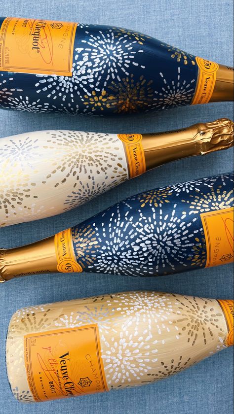 Custom Champagne Bottle, Poppin Bottles, Hand Painted Wine Bottles, Hand Painted Bottles, Wine Painting, Painted Bottle, Painted Wine Bottles, Wine Bottle Diy, Champagne Bottles